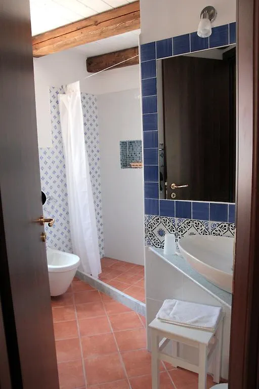 La Casa Del Geko Bed & Breakfast Cefalu Italy