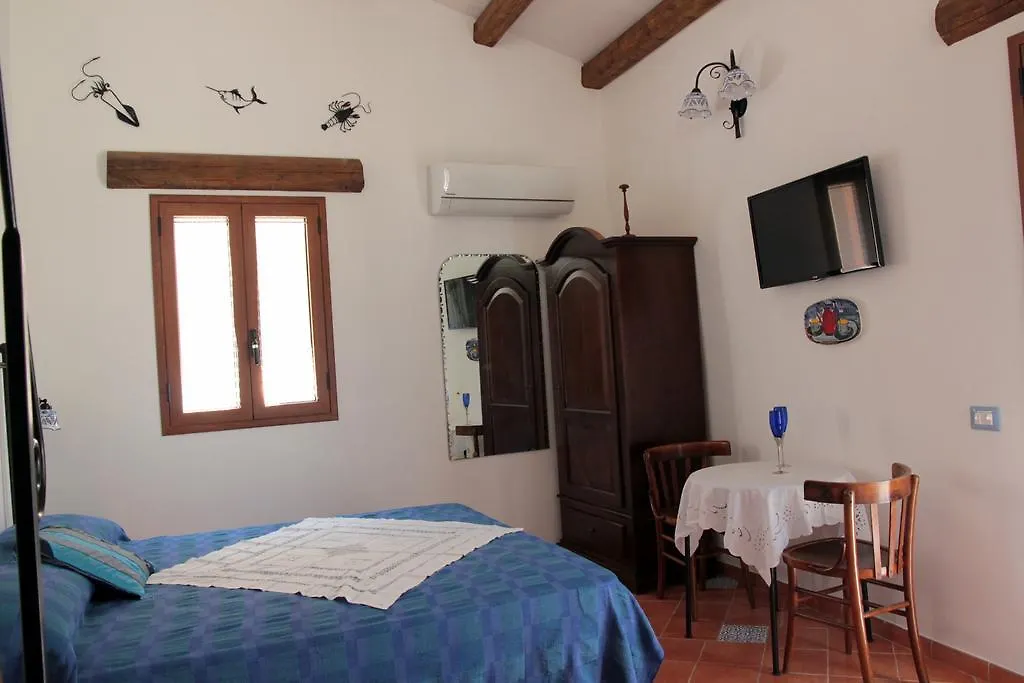 La Casa Del Geko Bed & Breakfast Cefalu 0*,  Italy