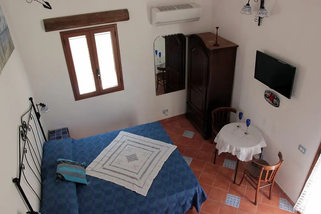 La Casa Del Geko Bed & Breakfast Cefalu Italy