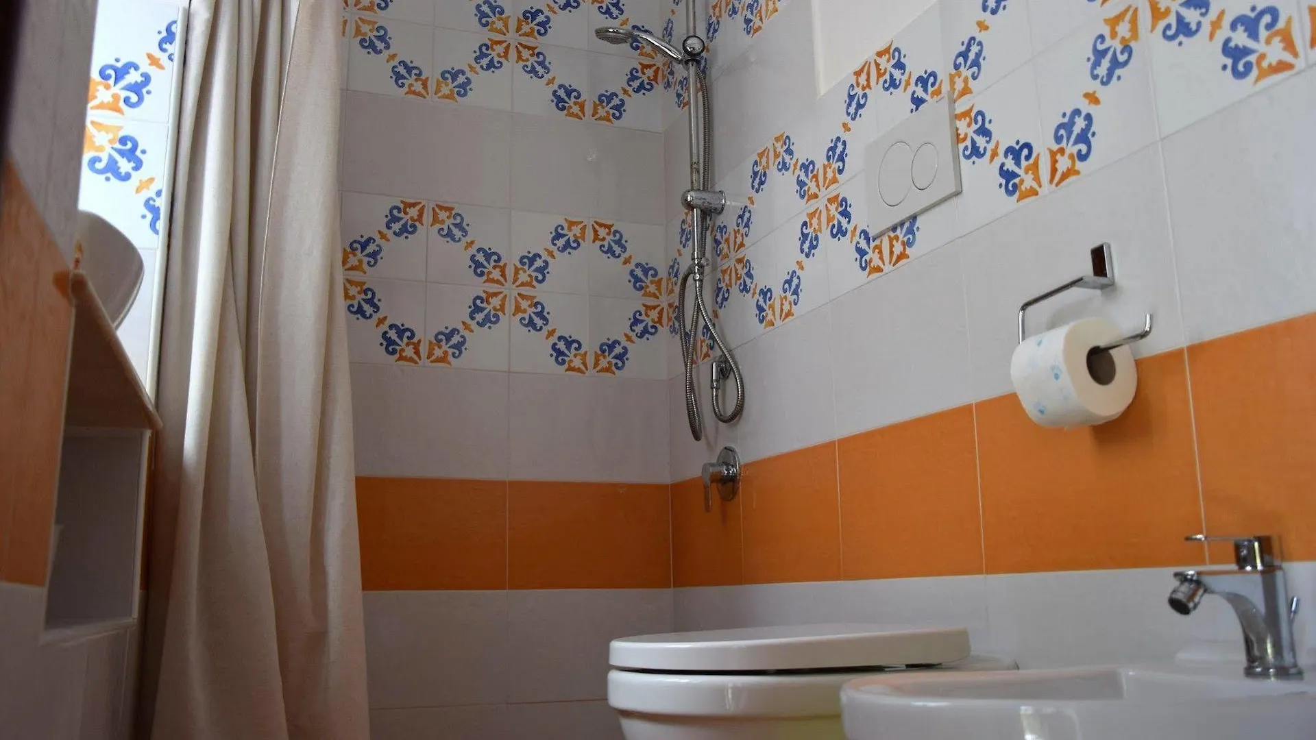 La Casa Del Geko Bed & Breakfast Cefalu 0*,